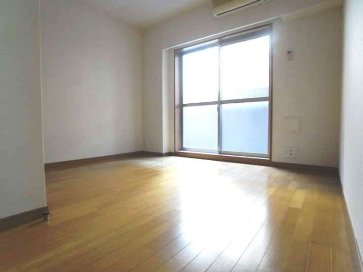 東京都大田区中馬込2丁目の賃貸マンションの居間
