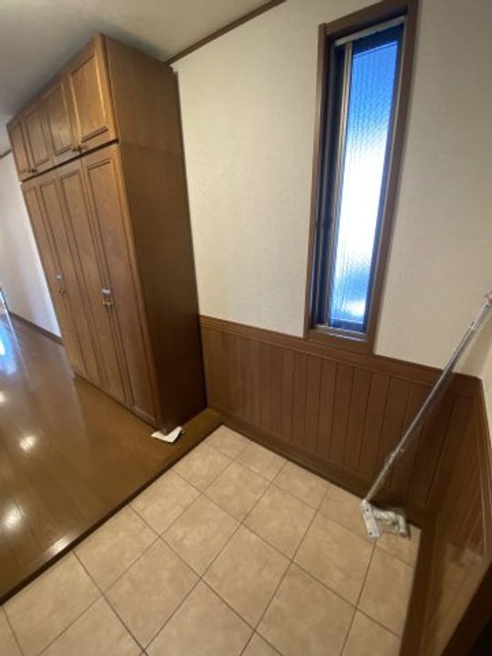 神奈川県横浜市南区東蒔田町の賃貸アパートの玄関