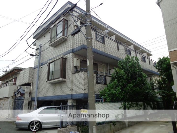 ワコーレエレガンス本郷台の外観