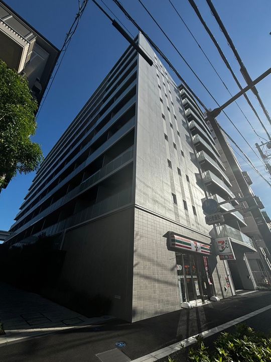 パークアクシス横浜阪東橋の外観