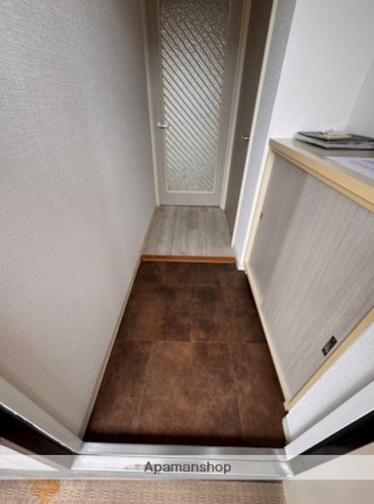 神奈川県横浜市戸塚区前田町の賃貸マンションの玄関