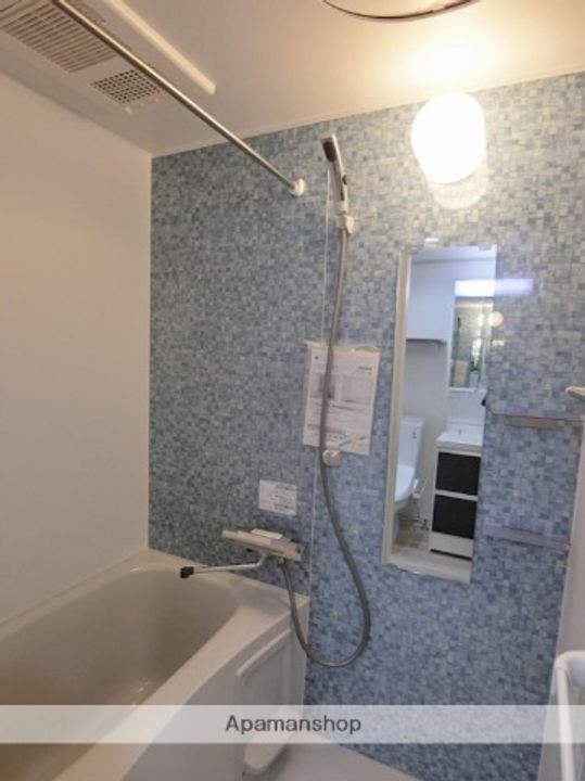 ハーミットクラブハウスGRULLAの風呂