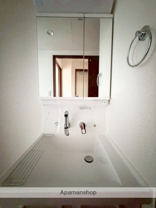 横浜元町ガーデン光國の内装