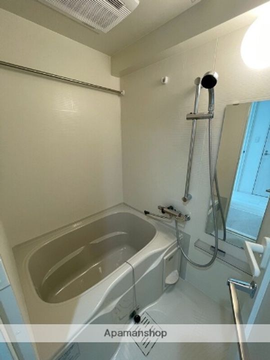 神奈川県川崎市宮前区土橋2丁目の賃貸マンションの風呂