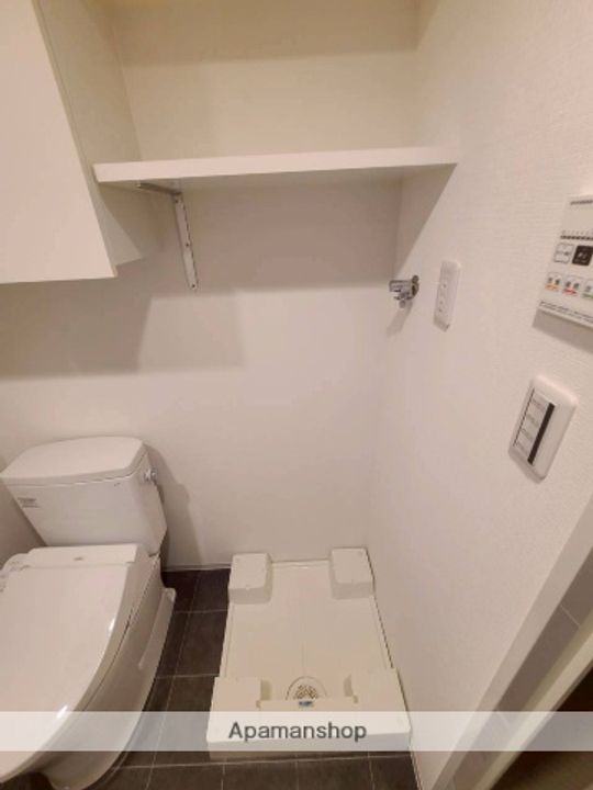 神奈川県横浜市神奈川区大口通の賃貸マンションの内装