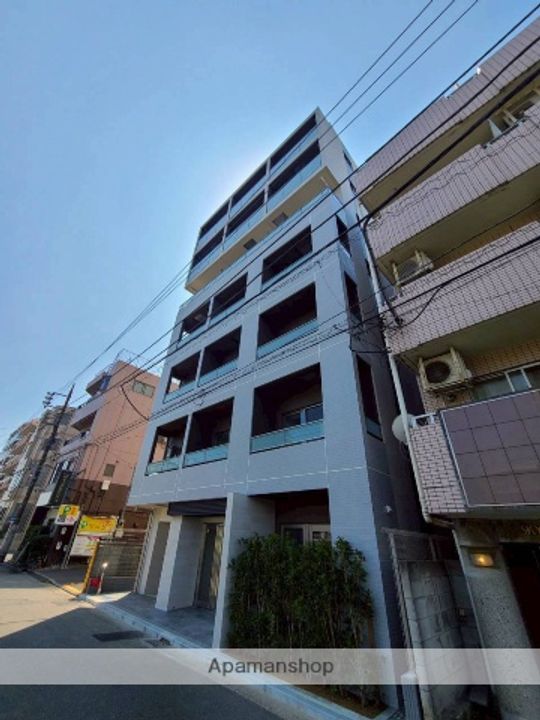 神奈川県横浜市神奈川区大口通の賃貸マンションの外観