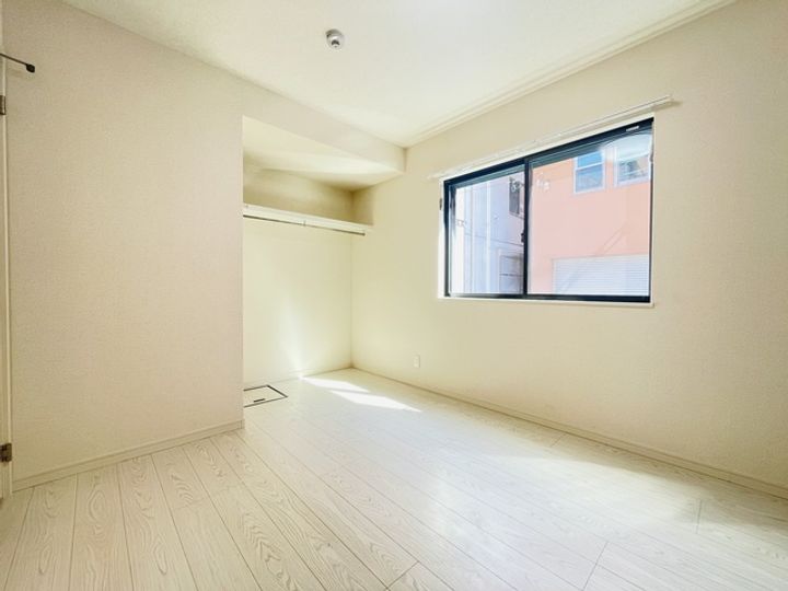 神奈川県横浜市南区榎町1丁目の賃貸アパートの内装