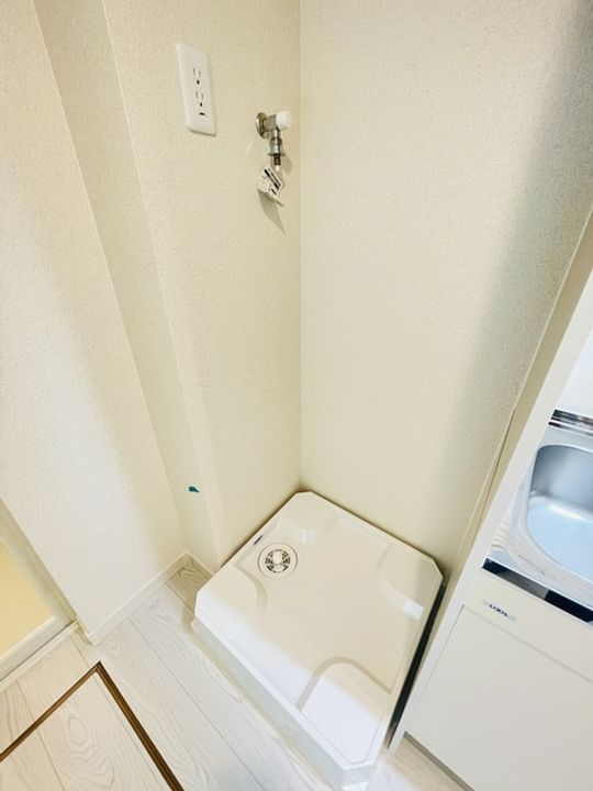 神奈川県横浜市南区榎町1丁目の賃貸アパートの内装