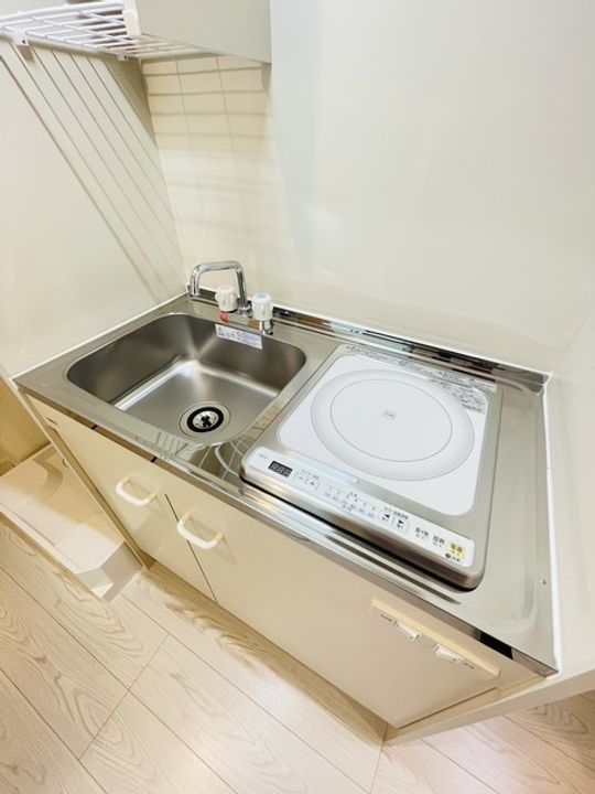 神奈川県横浜市南区榎町1丁目の賃貸アパートの内装