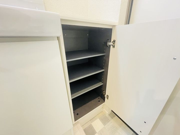 神奈川県横浜市南区榎町1丁目の賃貸アパートの内装