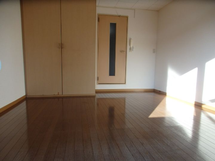 レオパレスカメリア弐番館の内装