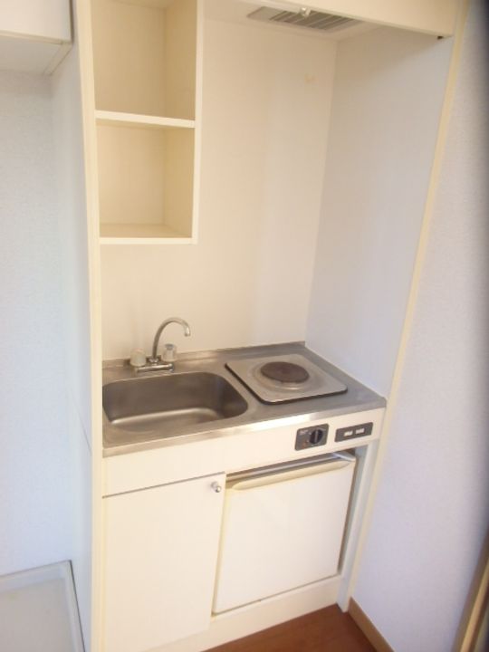 レオパレスカメリア弐番館のキッチン