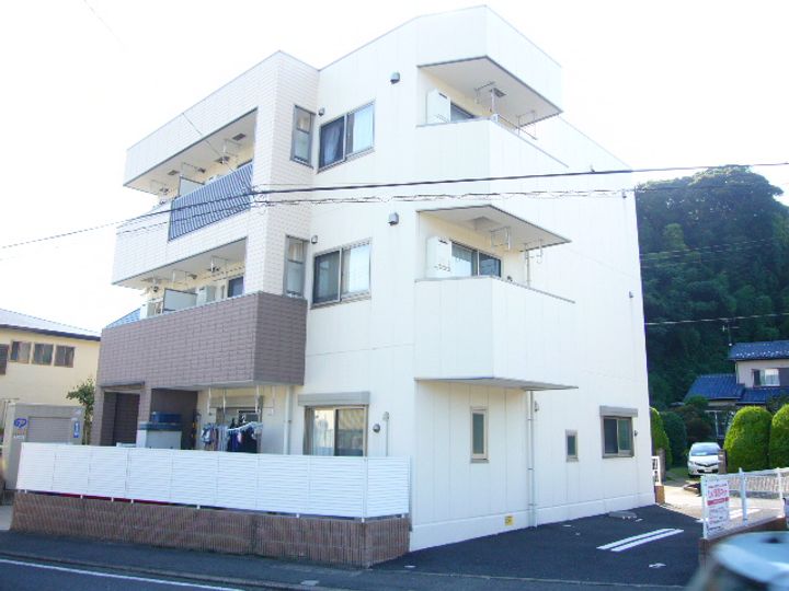 チェリーローズの外観