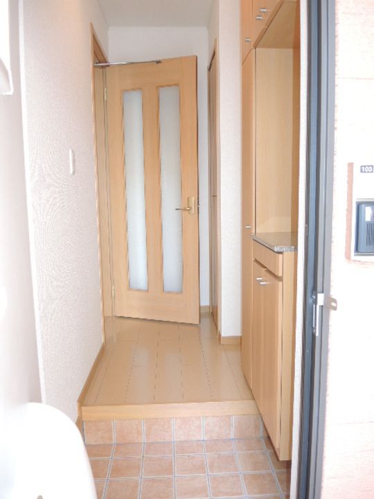 ジュイールⅡの玄関