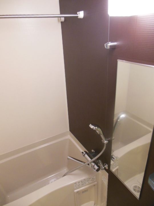 神奈川県横浜市中区山下町の賃貸マンションの風呂