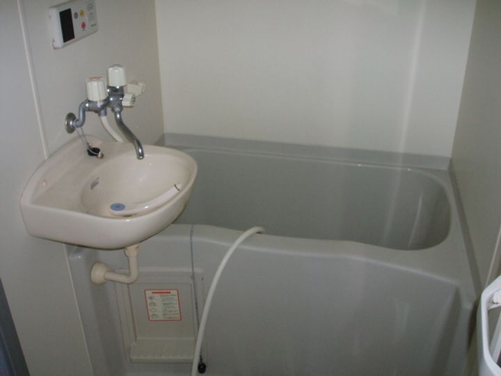 サンフラワー湘南202の風呂