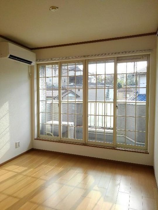 フォルム弐番館の居間