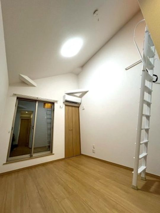 サニーコート富岡の居間