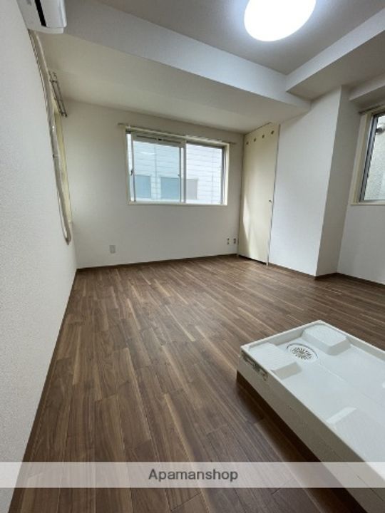 日興パレス伊勢佐木町北の内装