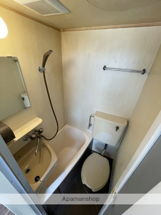 日興パレス伊勢佐木町北の風呂