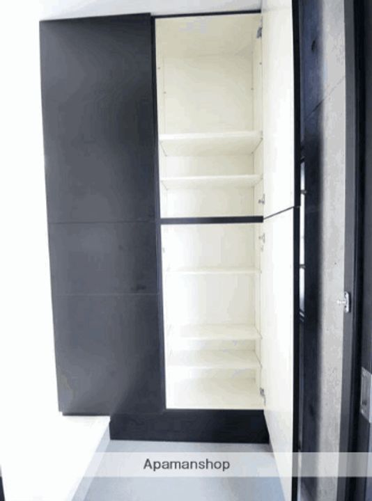 KATASEBLDⅡの玄関