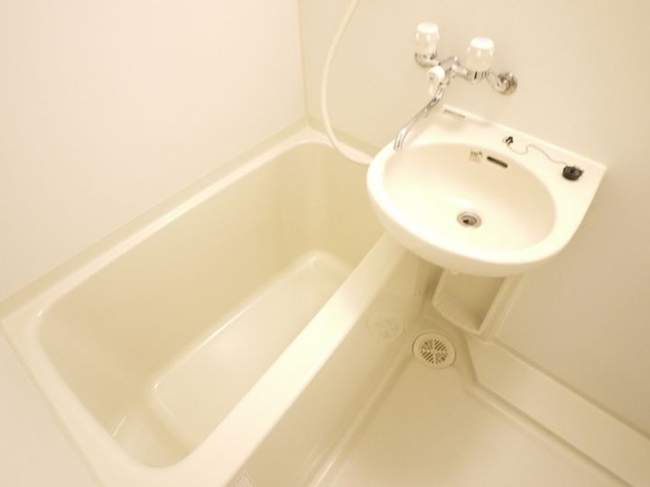 メゾンたくづのの風呂