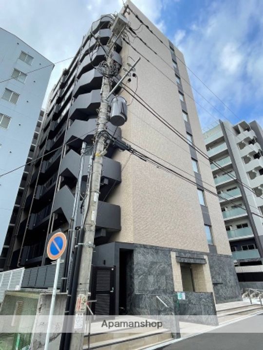 ラグゼナ磯子の外観