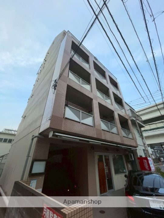 横浜三吉町第4レッツビルの外観