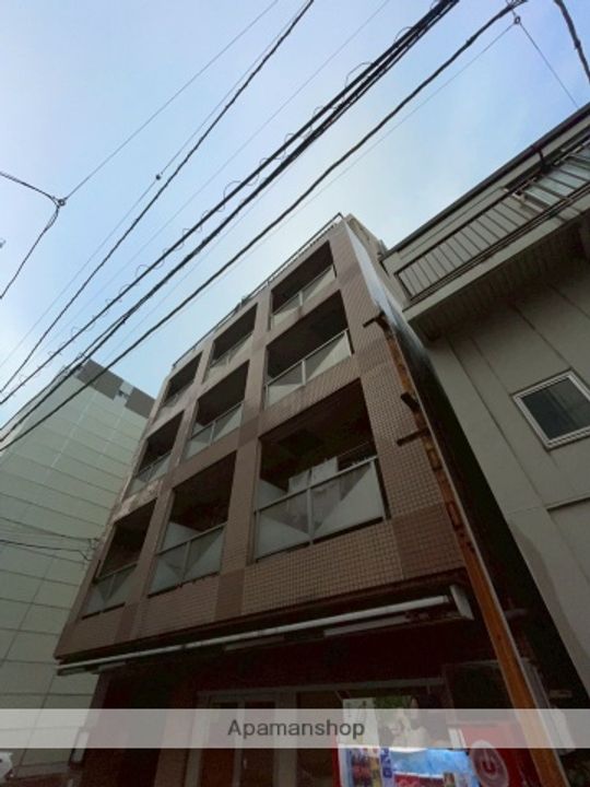 横浜三吉町第4レッツビルの外観