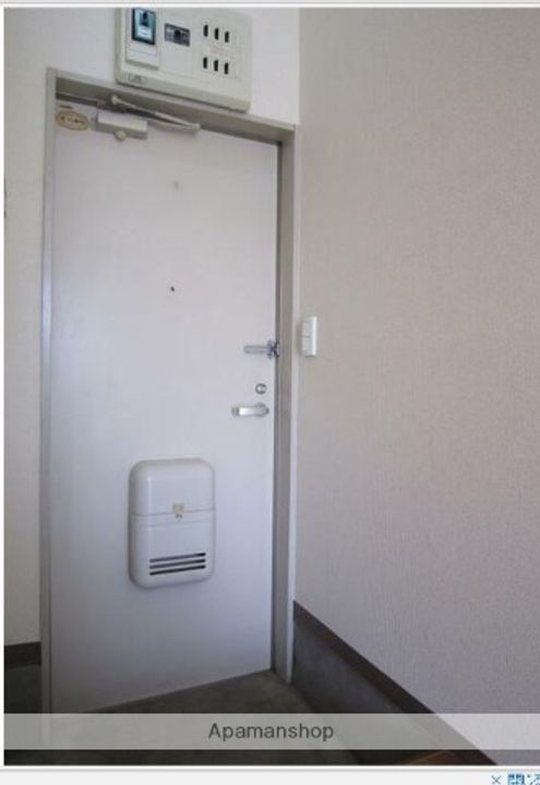 サミーズハウス金沢の玄関