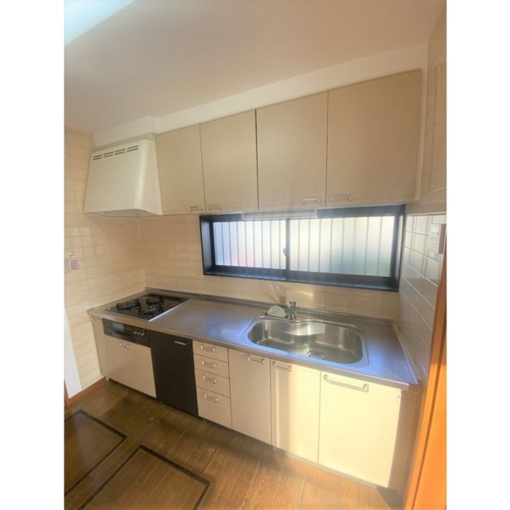 神奈川県横浜市神奈川区沢渡(一戸建)の賃貸物件のキッチン