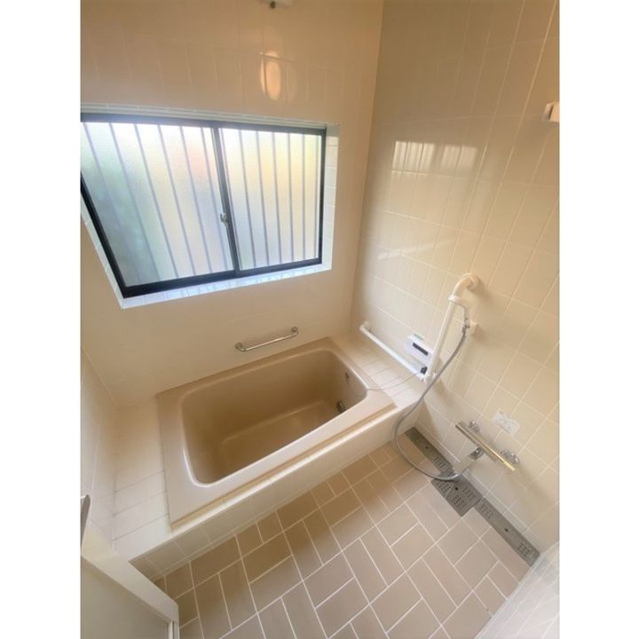 神奈川県横浜市神奈川区沢渡(一戸建)の賃貸物件の風呂