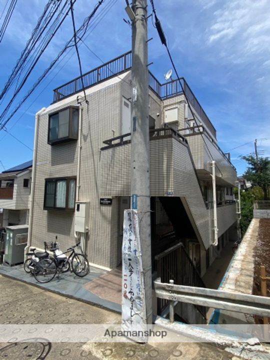 神奈川県横浜市港北区菊名3丁目の賃貸マンションの外観