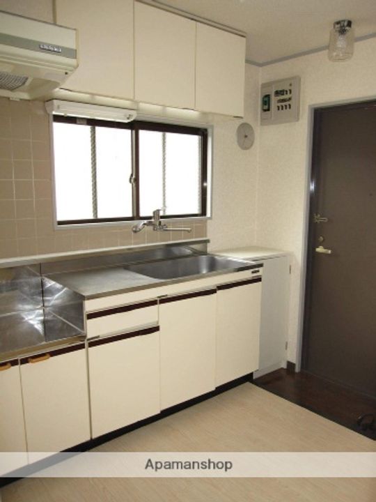 神奈川県川崎市幸区小向西町3丁目の賃貸マンションのキッチン