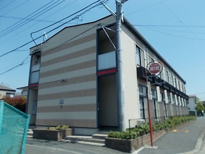 レオパレス高田の外観