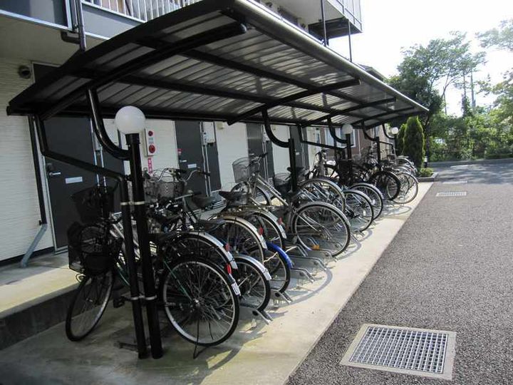 レオパレス高田の外観