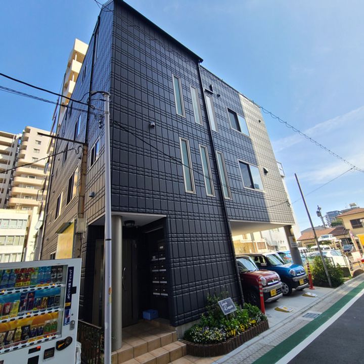 神奈川県厚木市旭町1丁目の賃貸マンションの外観