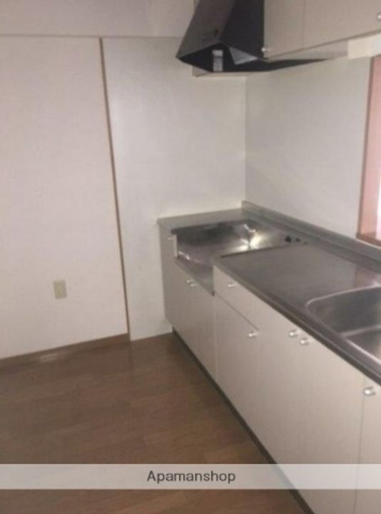 神奈川県横浜市都筑区茅ケ崎南5丁目の賃貸マンションのキッチン