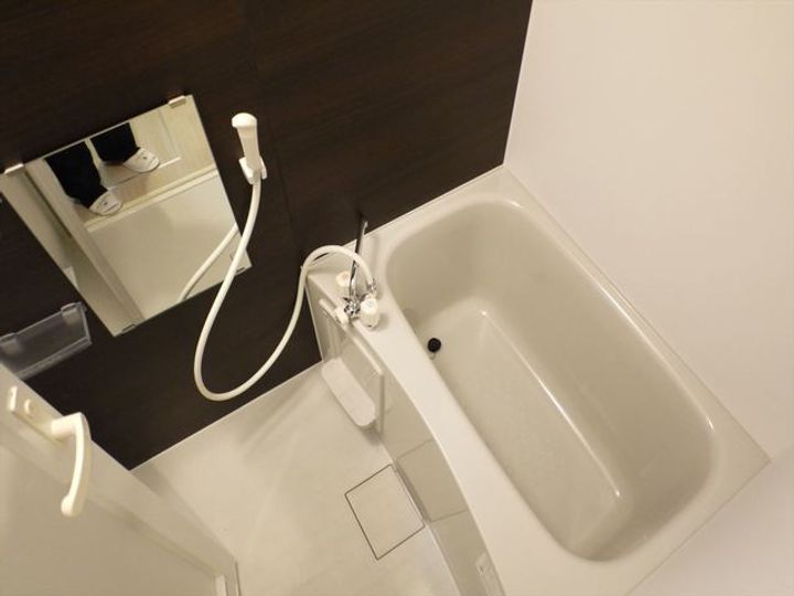 神奈川県横浜市港北区大曽根1丁目の賃貸アパートの風呂