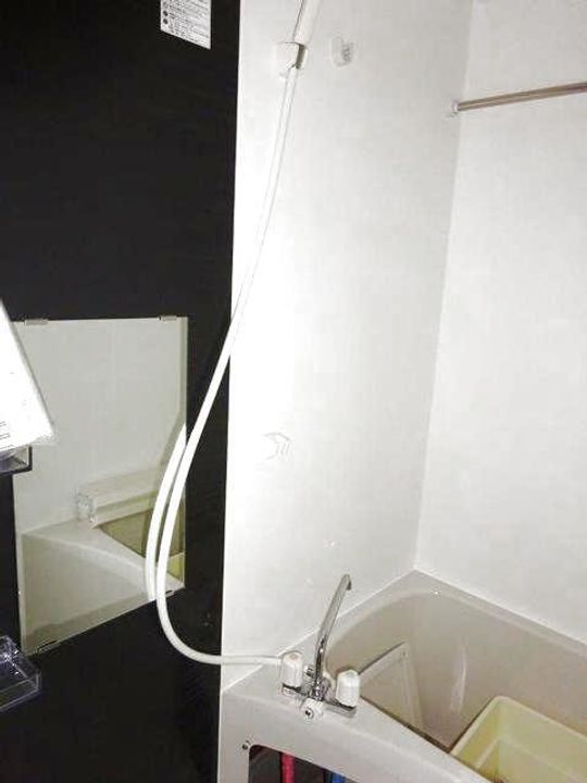 神奈川県横浜市南区弘明寺町の賃貸アパートの風呂