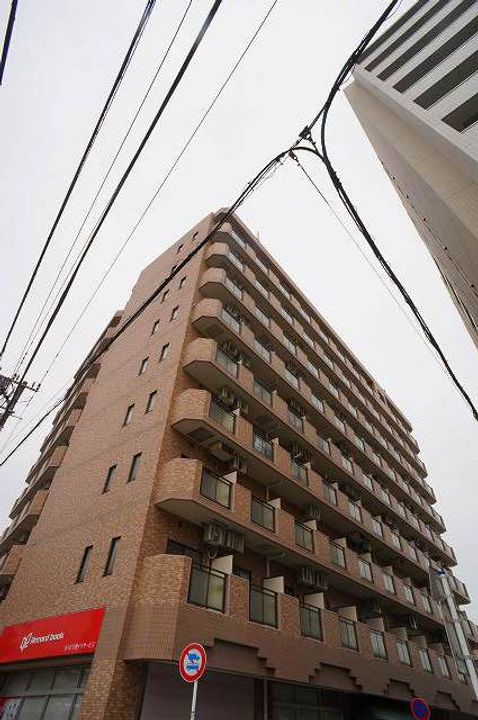 神奈川県横浜市西区浅間町4丁目の賃貸マンションの外観