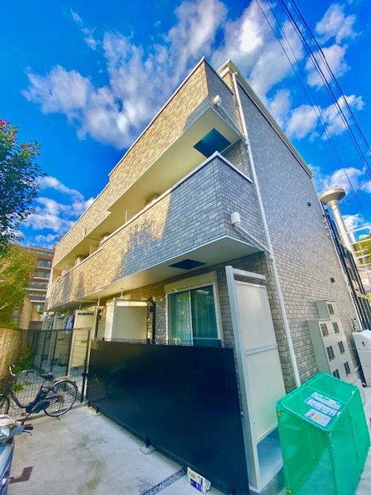 ルミエール常盤台A棟302の外観