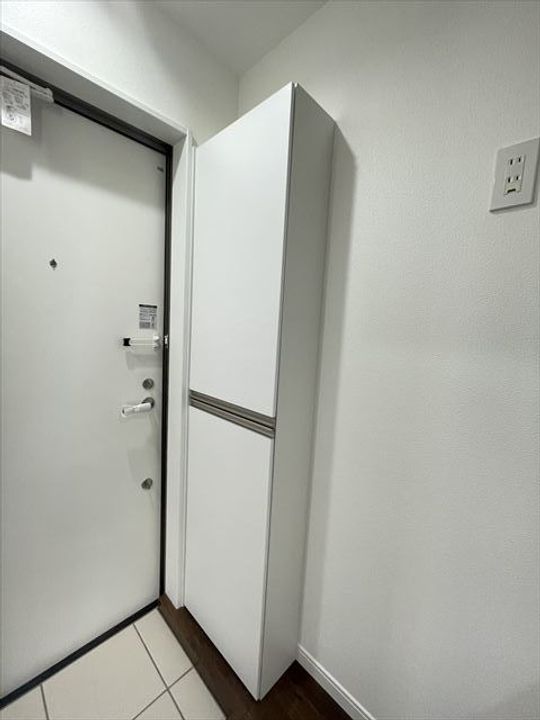 神奈川県横浜市鶴見区平安町1丁目の賃貸アパートの内装