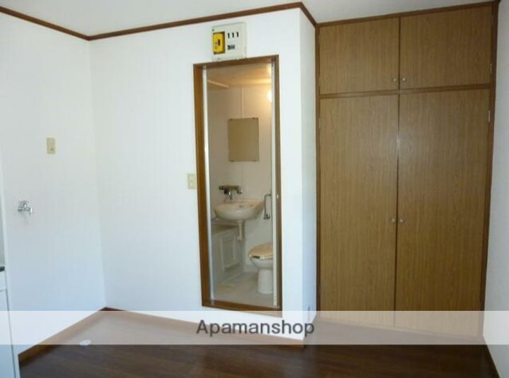 神奈川県鎌倉市岡本2丁目の賃貸アパートの内装