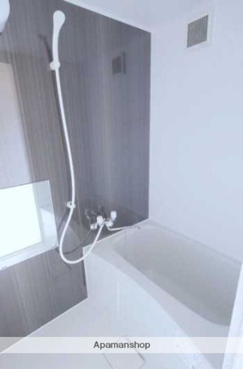 神奈川県横浜市金沢区富岡東3丁目の賃貸アパートの風呂