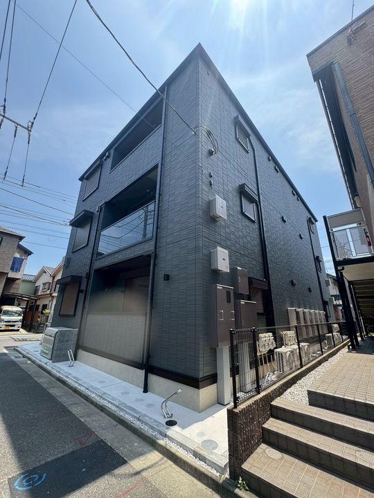 D PAINA KANNONの外観