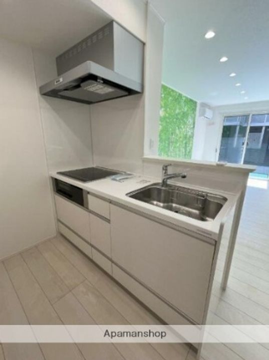 KOTIHARU C棟のキッチン