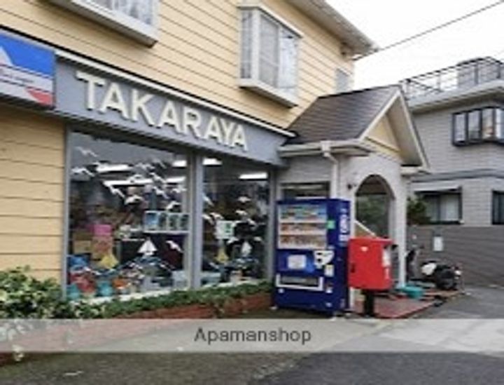 小坪マリーナの周辺