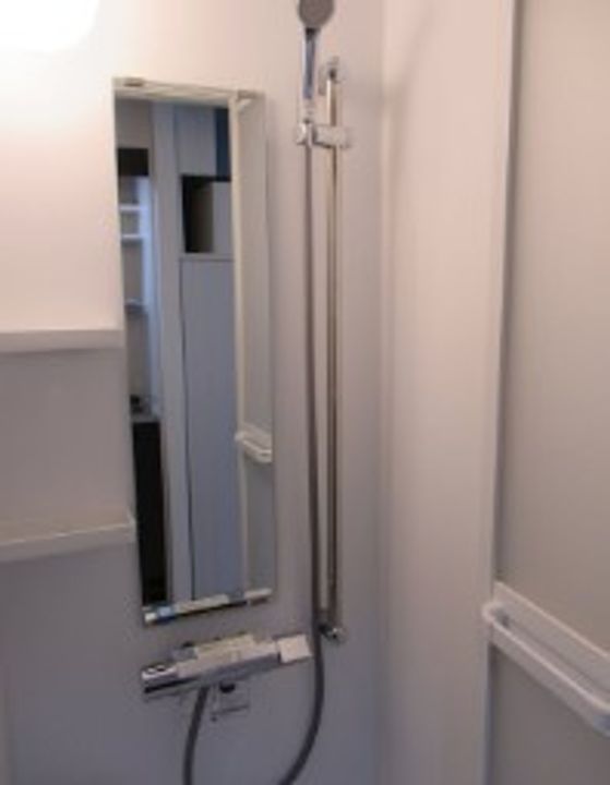 東京都大田区東嶺町の賃貸アパートの風呂