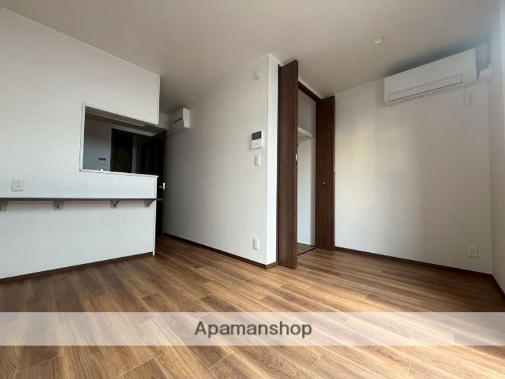 横浜元町ガーデン光國の居間